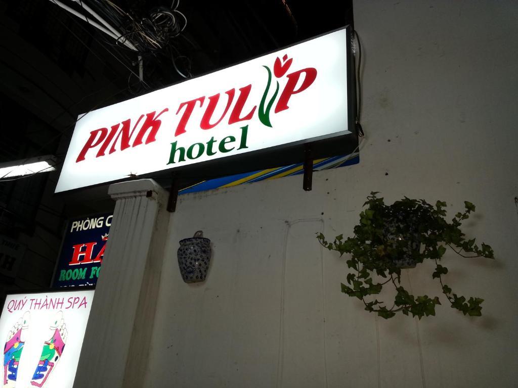 Pink Tulip Hotel Хошимин Экстерьер фото